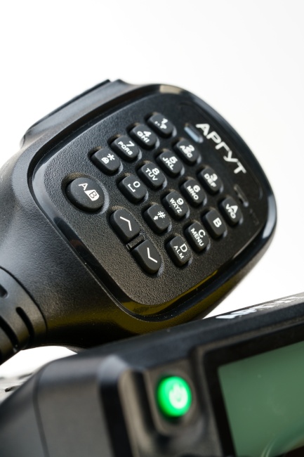  Цифровая радиостанция возимая Аргут А-703 VHF 